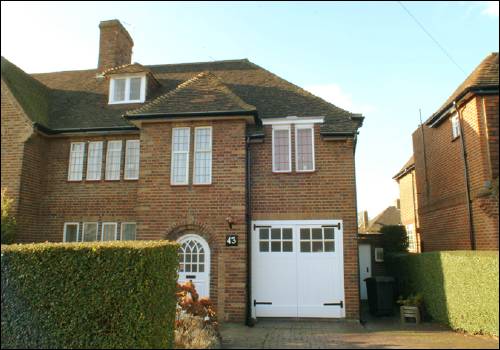 043 Ossulton Way